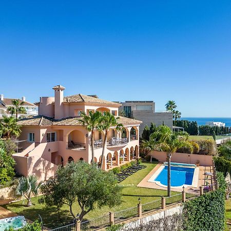 Beachside Villa With Panoramic Sea Views Benalmádena Exteriör bild
